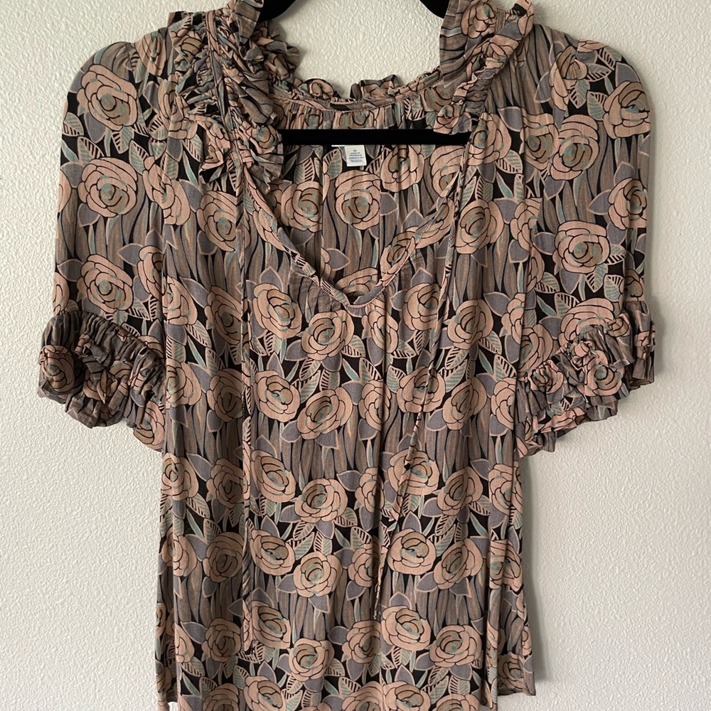 Anthropologie top with cute detailing